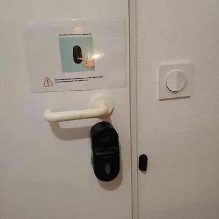 アパート Duplex Lumineux - 40m2 - 2 - Balcon Terrasse - Parking - Entierement Renove En Mai 2024